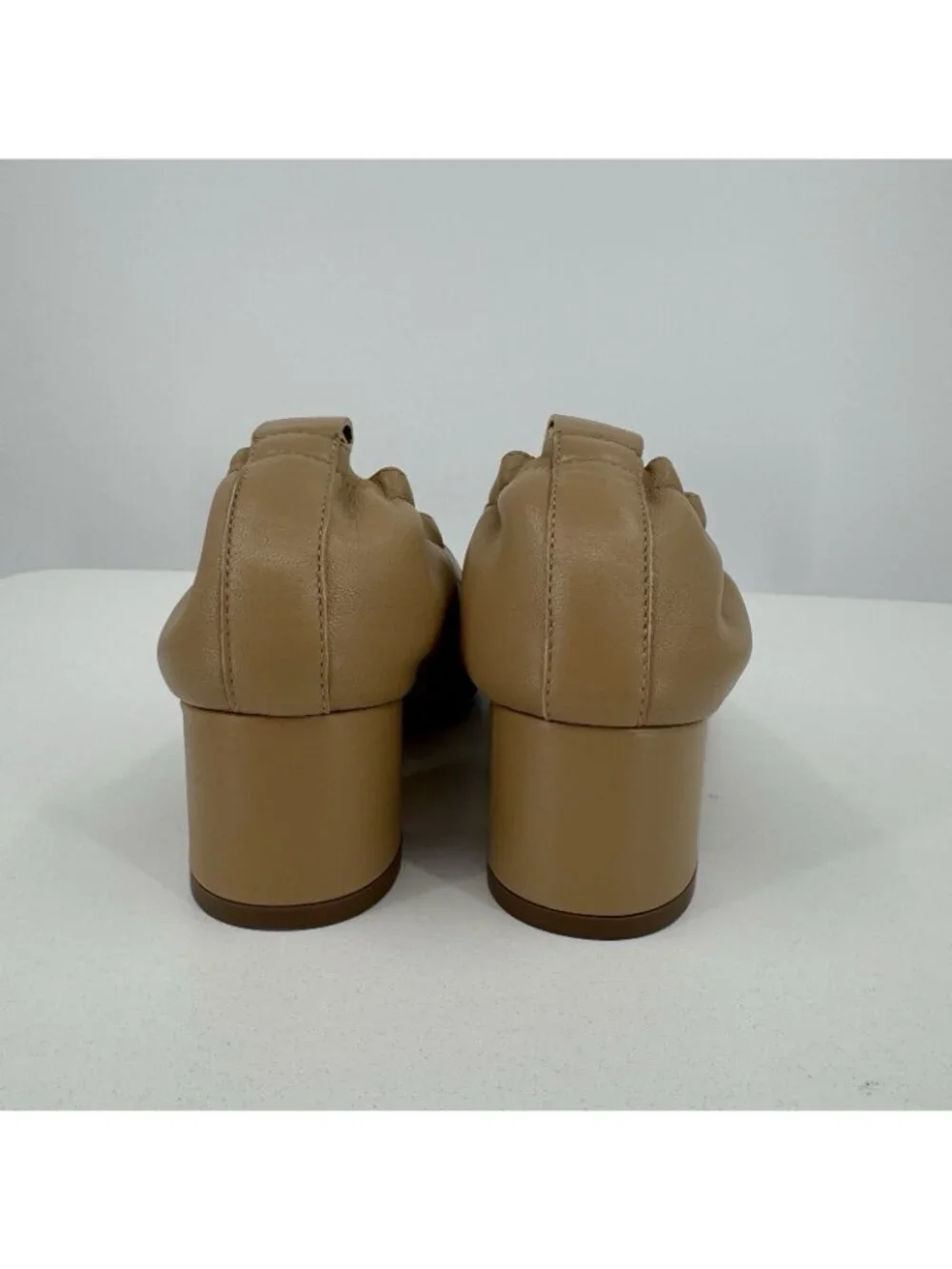 Everlane Italian Leather Day Heel Light Taupe 6 Women's Elastic Back Comfort